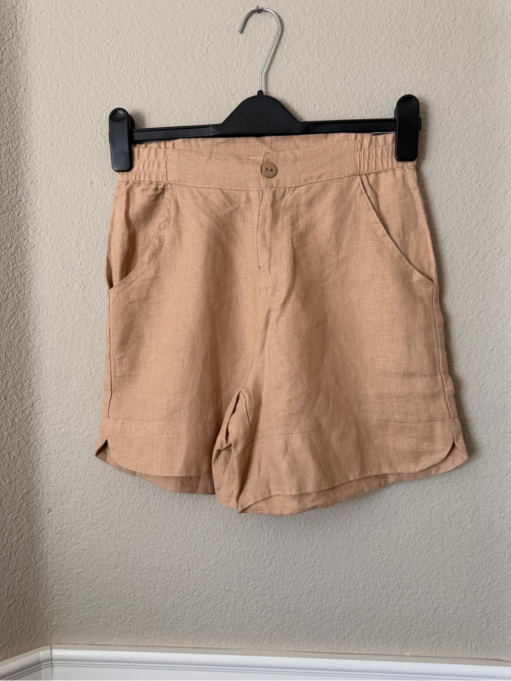 Women's Linen-Blend Tan Shorts